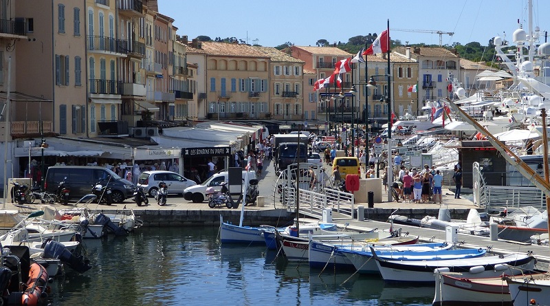 Le groupe de luxe LVMH fait du mal à Saint-Tropez